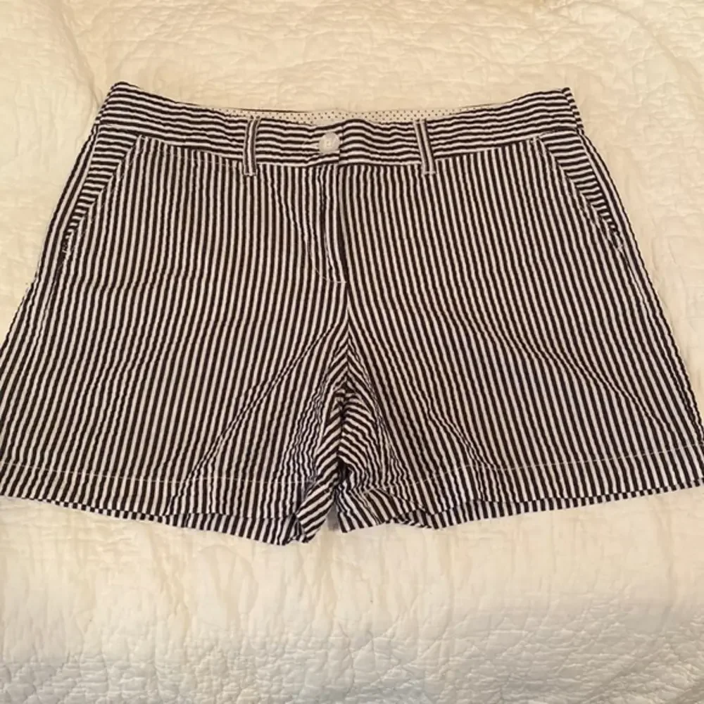 Crown &‎ Ivy striped shorts